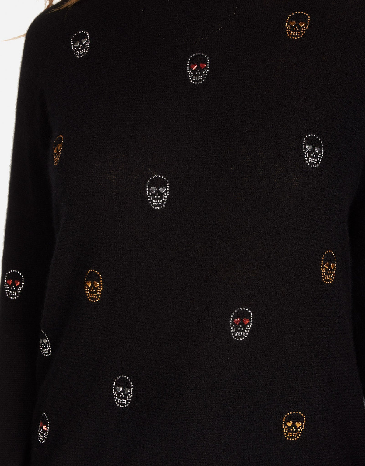 Ladona Stud Heart Eye Skulls
