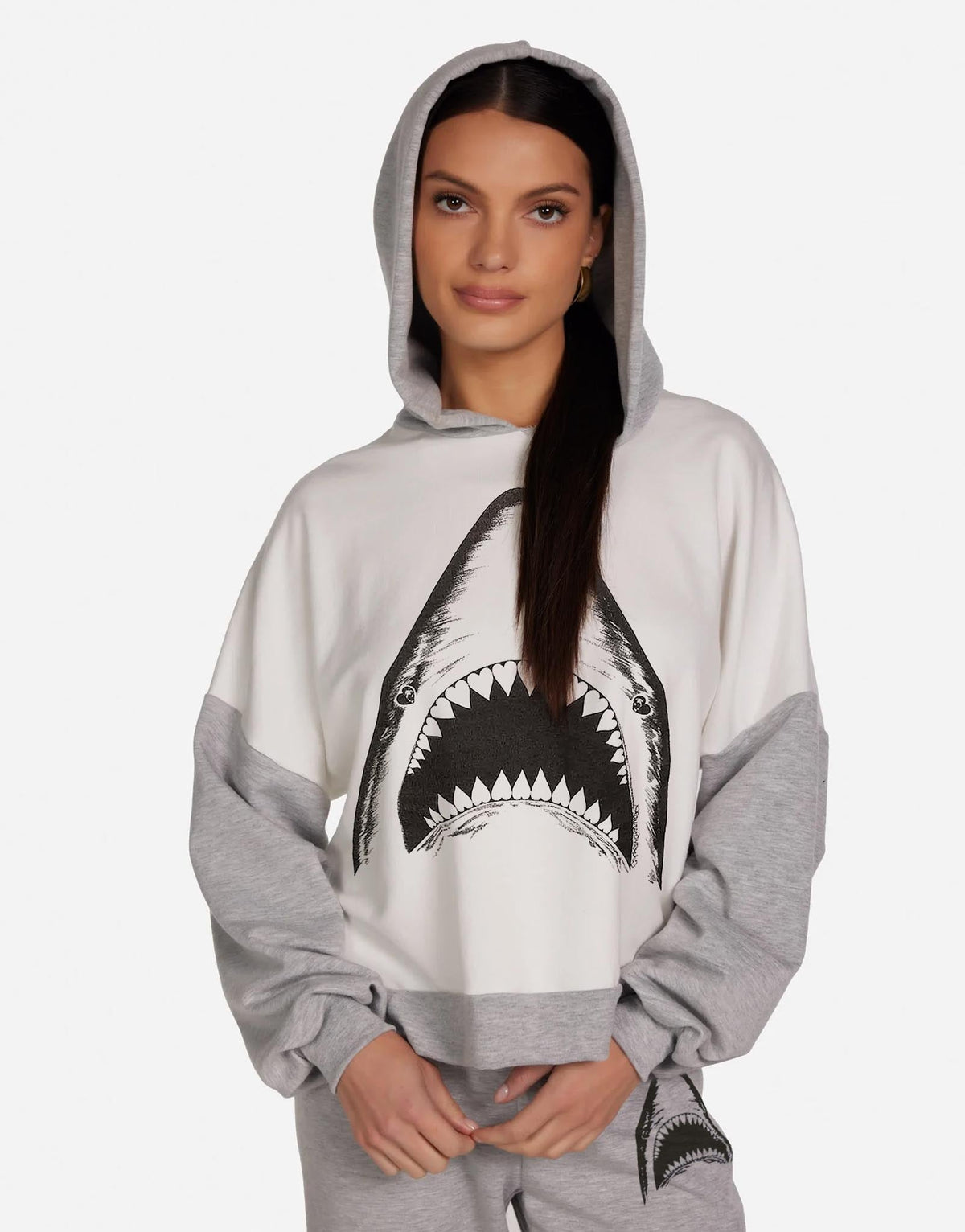 Macias X Shark