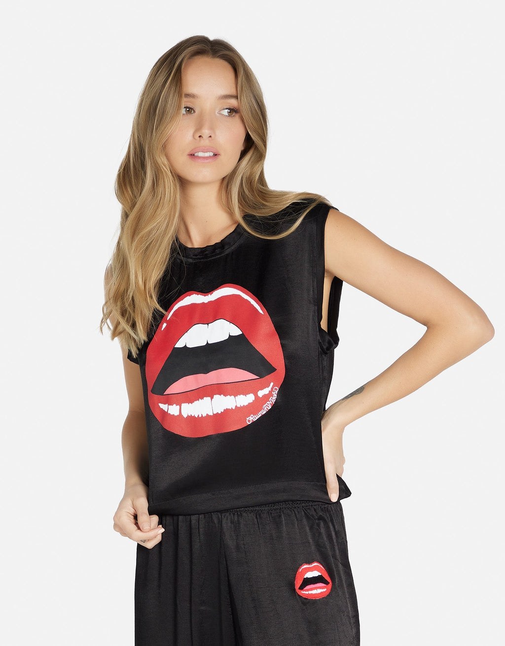 Linette Red Open Lip