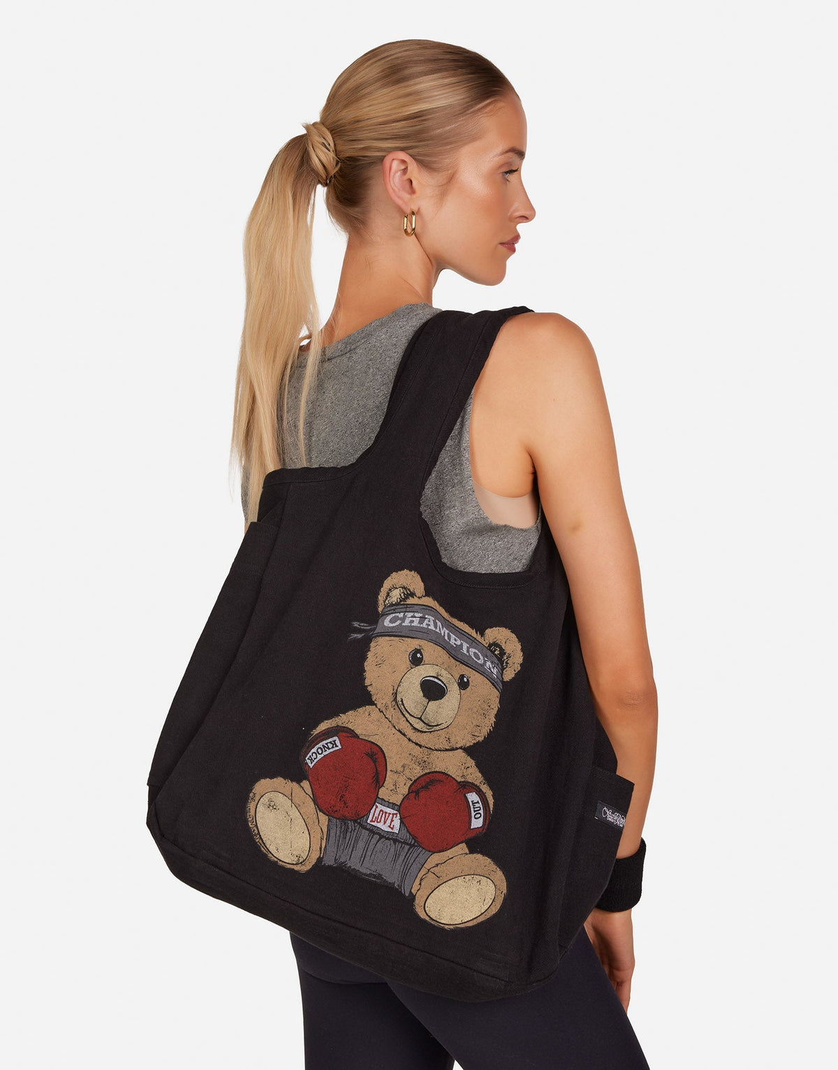 Freya Boxing Bear