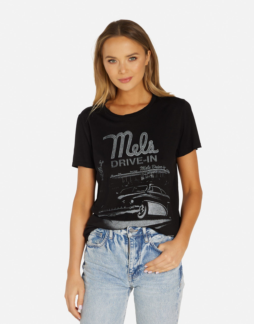 Wolf Mels Drive-In
